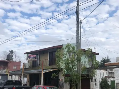 VENTA CASA LOCAL QUINCHO