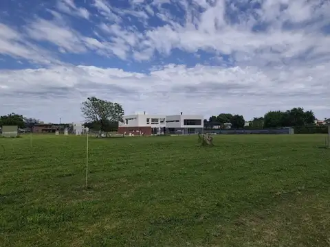 Terreno en Venta en Juan María Gutiérrez, USD 65.000