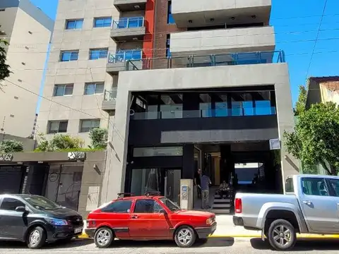 VENTA DEPARTAMENTO DE 2 AMBIENTES EN BERNAL CENTRO