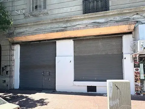Avenida Caseros 900