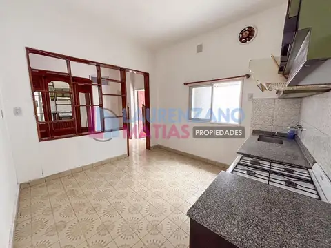 ALQUILER PH 4 AMBIENTES CON 2 PATIOS Y ENTRADA INDEPENDIENTE EN VILLA ORTUZAR