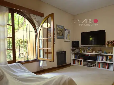 Casa - Venta - Argentina, Neuquén - AMEGHINO 330