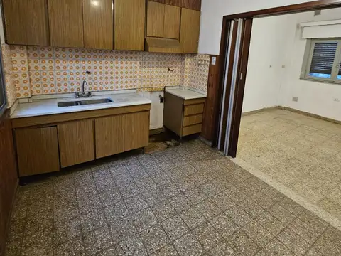 Depto Tipo Casa 4 ambientes con 2 baños