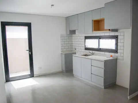Depto Tipo Casa en Venta de 4 ambientes