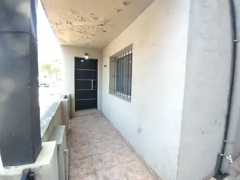 Casa en Venta en Berazategui, USD 105.000