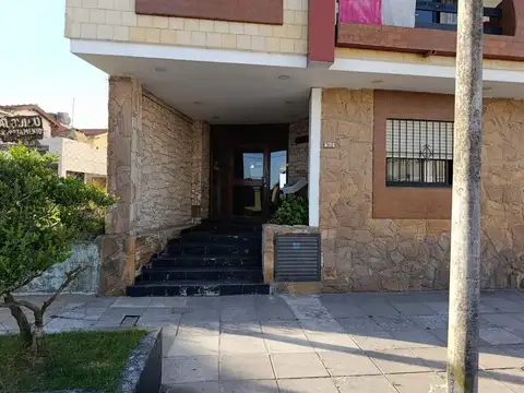 MONOAMBIENTE A PASOS DEL MAR - 2° PISO