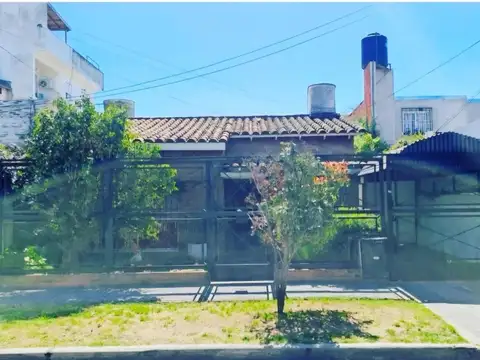 CASA EN VENTA DE 3 AMBIENTES EN SAN MIGUEL
