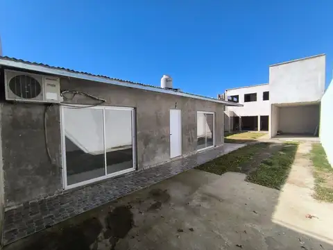 Casa en venta a terminar - zona arana 610 e/28 y 29