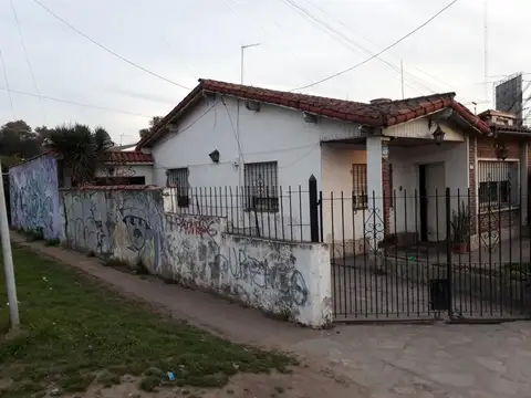 Av Monteverde Y A. Pagano - Burzaco