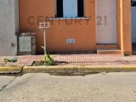 SE VENDE PH DE UN DORMITORIO CON TODOS LOS SERVICIOS