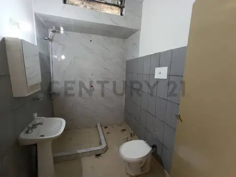 SE VENDE PH DE UN DORMITORIO CON TODOS LOS SERVICIOS