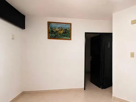 venta departamento 3 ambientes terraza propia microcentro