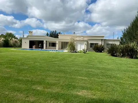 Venta Casa en Fincas de San Vicente 4 Dormitorios Canning 100