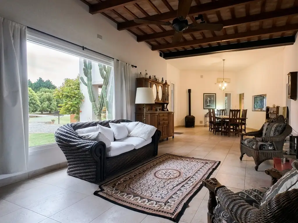 VENTA CASA SANTA CATALINA CC Ruta 6 km169 - 3 dormitorios con cochera