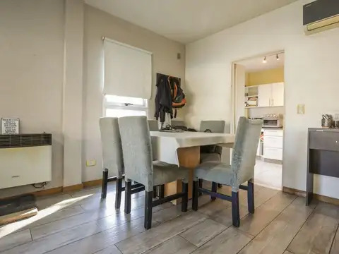 Depto Tipo Casa en Venta con 1 cocheras
