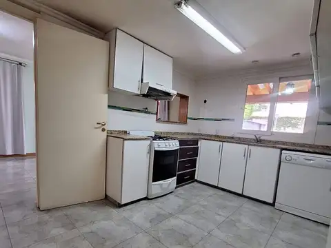 EXCLUSIVA CASA B° AIRES DE CAMPO, GUAYMALLÉN.