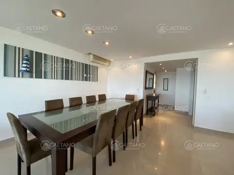 Departamento 7 ambientes con 6 baños