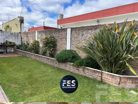 Casas en  Venta en Bernal Quilmes