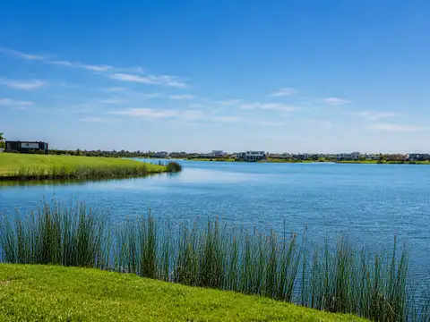 VENTA Lote - BARRIO COSTAS PUERTOS - ESCOBAR con vista al lago