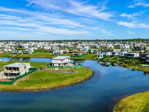 VENTA Lote - BARRIO COSTAS PUERTOS - ESCOBAR con vista al lago