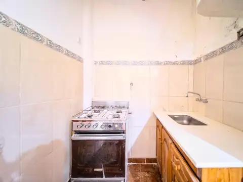 Depto Tipo Casa en Venta 50 años