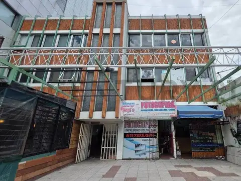 VENTA de Locales comerciales con oficinas | Moron - Acepta permuta