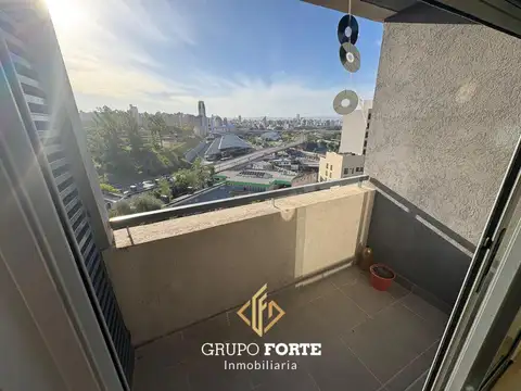 Juan Domingo Peron 1100, Piso 7