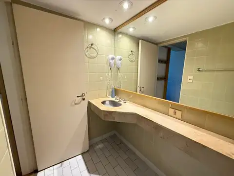 VENTA MONOAMBIENTE AMOBLADO PISO ALTO SAN NICOLAS
