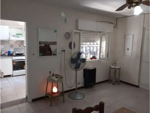 Casa 5 ambientes con 1 baño