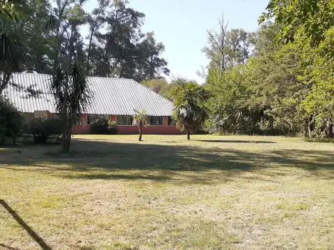 Casa 3 ambientes con 2 baños