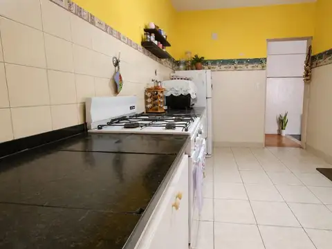 Departamento 4 ambientes con 1 baño