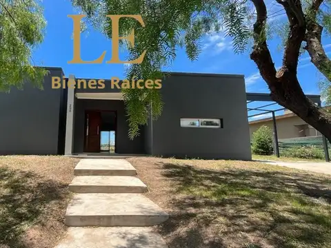 Venta Casa San Sebastian a espacio verde