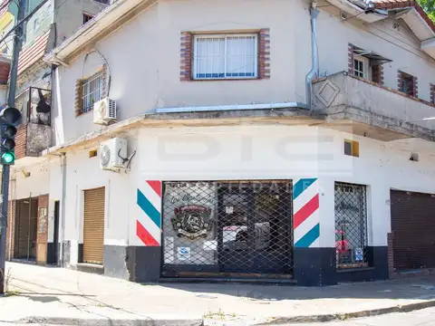 Vélez Sarsfield al 5500 esquina Matheu