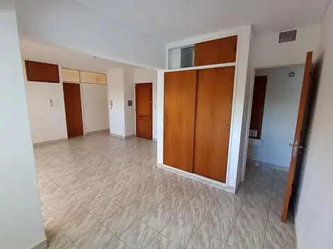 Departamento en Alquiler en La Plata, $ 700.000