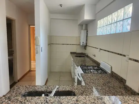 Departamento en Alquiler en Arroyito, $ 430.000
