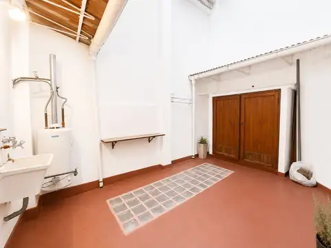 Depto 4 amb con PATIO y BALCON en VENTA