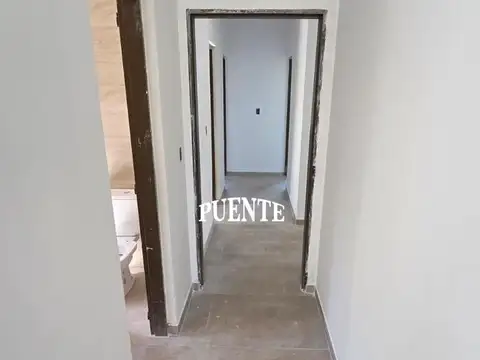 Casa 4 ambientes con 2 baños