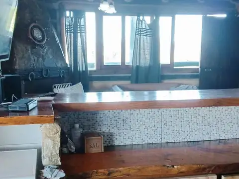 Lumaquelas, entre Av de la Playa y 100