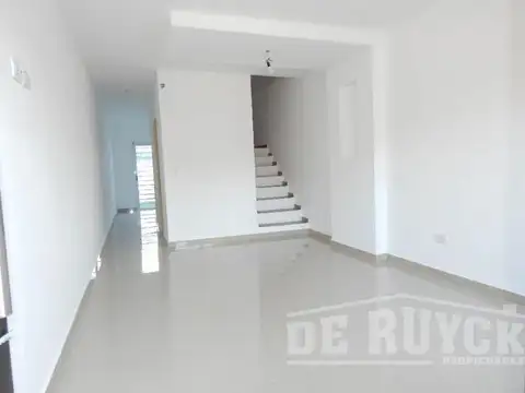 Casa en Alquiler de 2 dormitorios