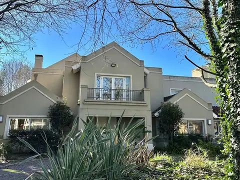 Casa en Venta en Highland Park Country Club, USD 890.000