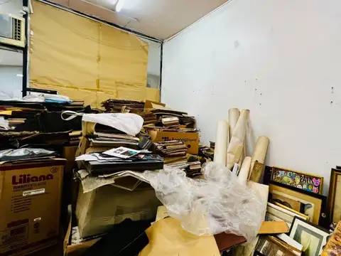 LOCAL EN VENTA MICROCENTRO CON BAULERA