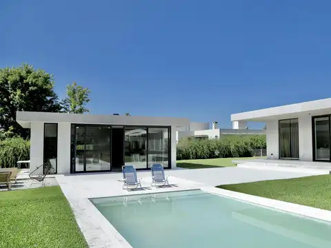 Casa en venta, 3 dormitorios en Pilar - Estancias Del Pilar, con parrilla y pileta