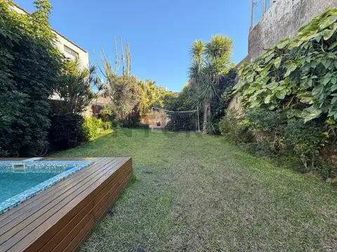 Casa en Venta con 1 cochera