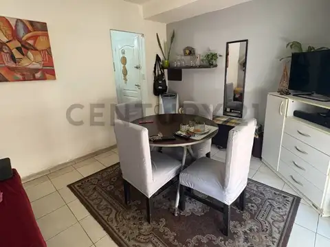 Colón 356 100, Piso 1