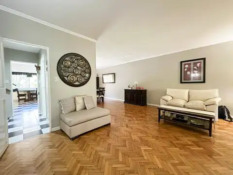 Casa en Venta en Olivos Maipu/Uzal, USD 660.000