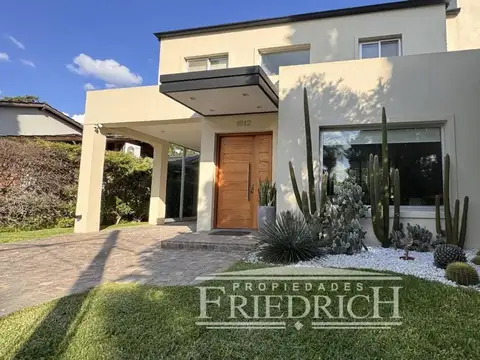 Casa en venta - Country Banco Provincia