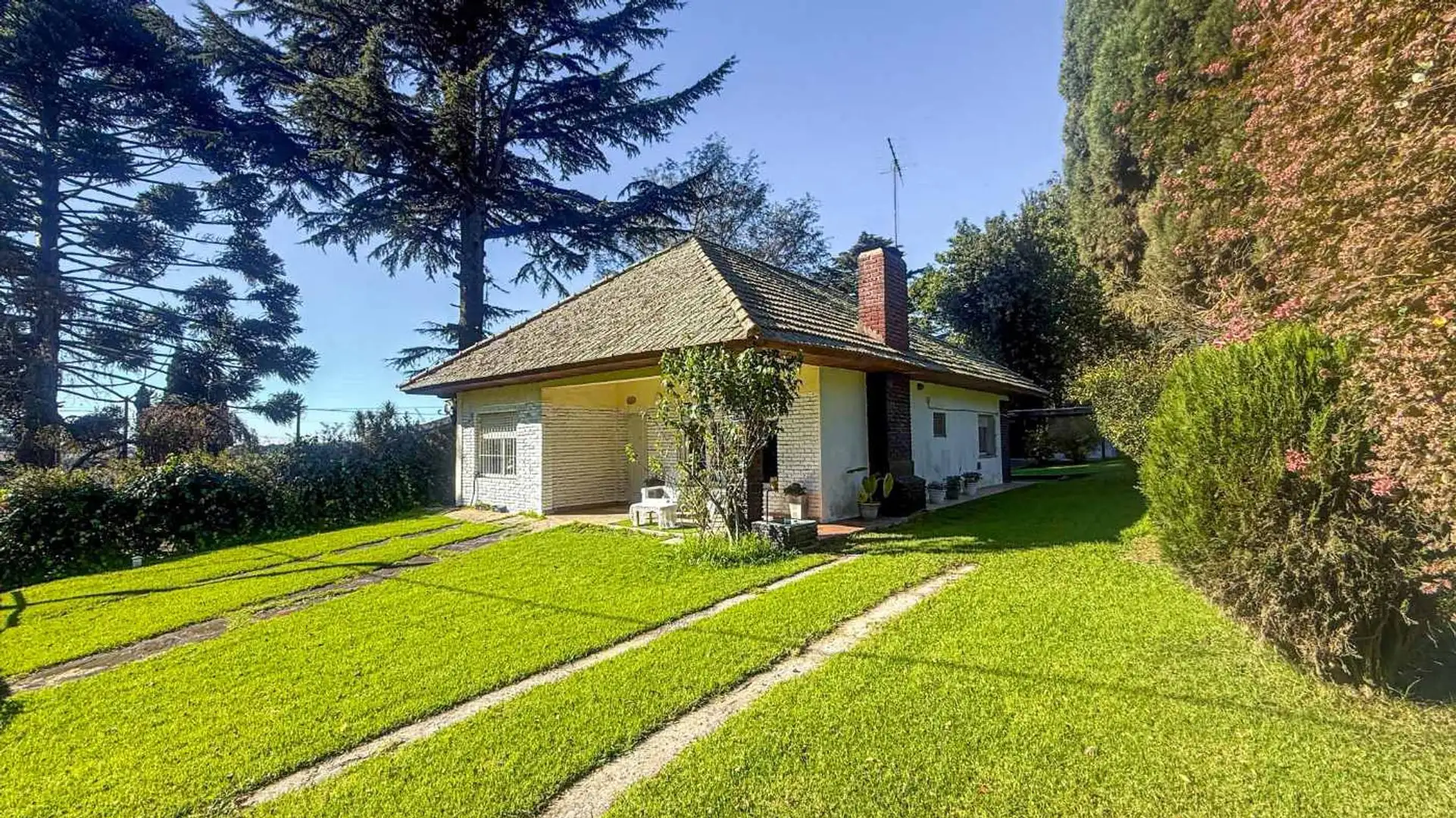 Venta Casa 3 Amb c/ Piscina Parque S de Los Padres