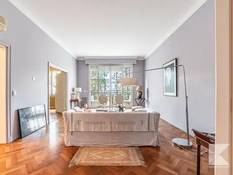 Venta exclusivo piso de categoría vista plaza Barrientos,  RECOLETA