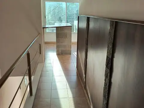 Depto Tipo Casa 3 ambientes con 1 baño