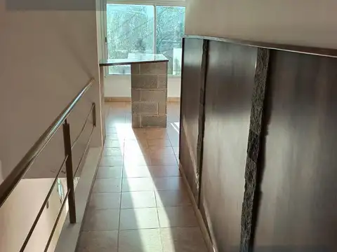 Depto Tipo Casa 3 ambientes con 1 baño